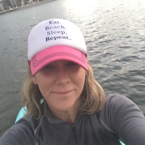 Meet your Posher, Sarah - Picture 1 of 1